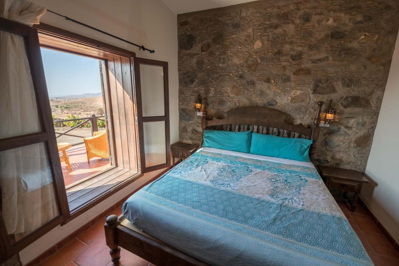 Hotel Rural Huerto Viejo Tesejerague Bagian luar foto