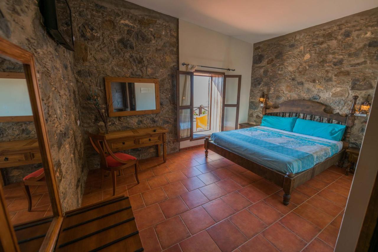 Hotel Rural Huerto Viejo Tesejerague Bagian luar foto