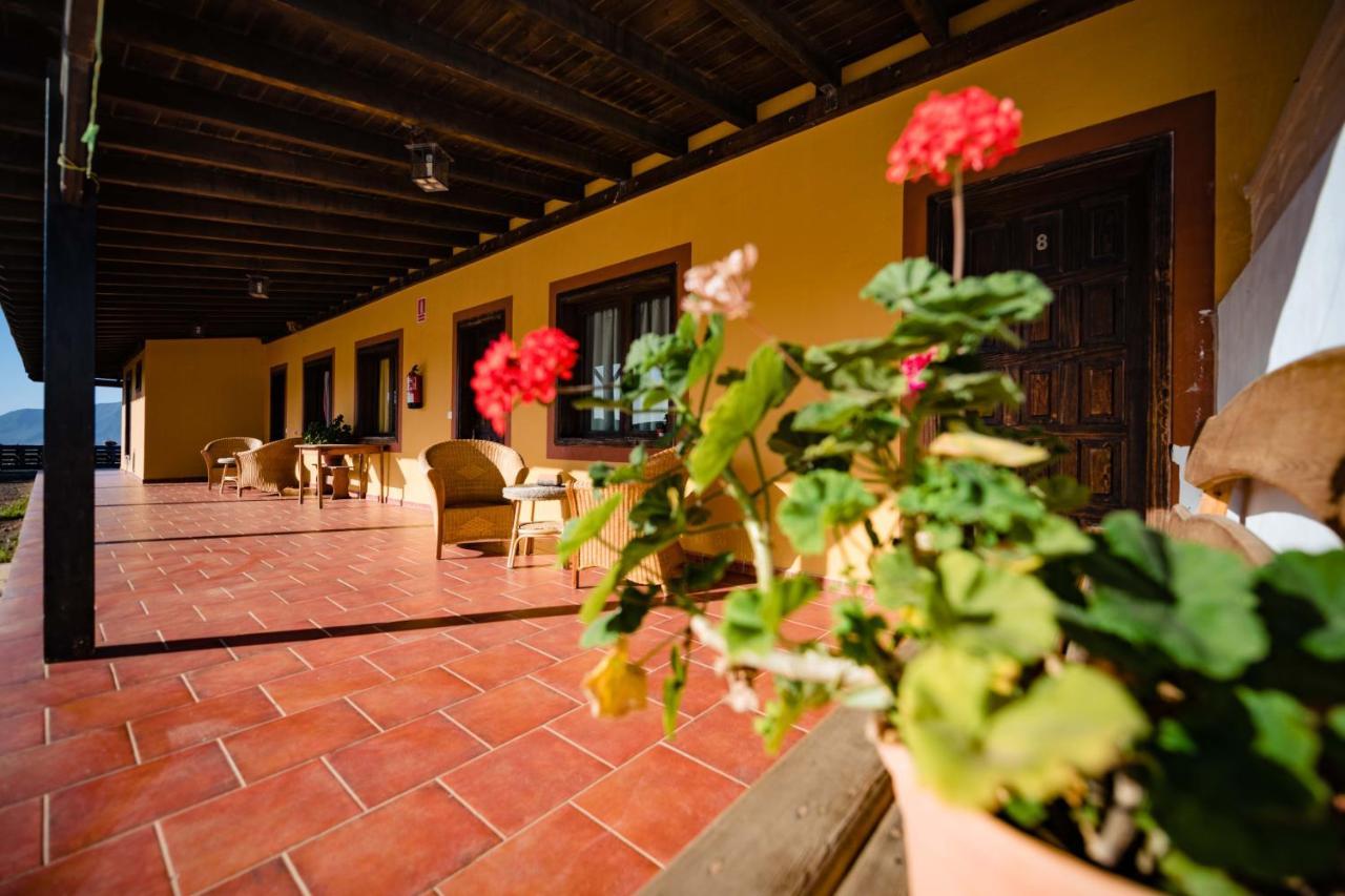 Hotel Rural Huerto Viejo Tesejerague Bagian luar foto
